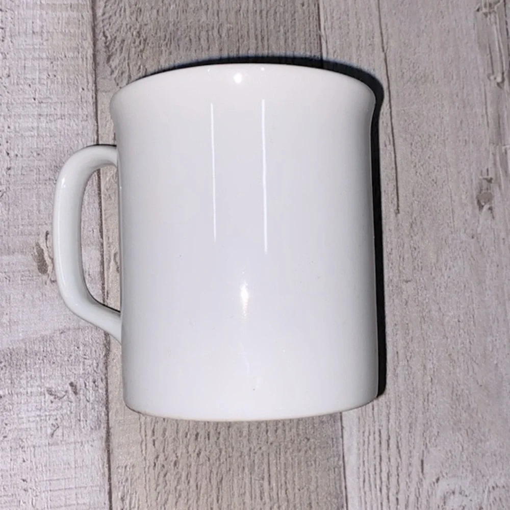 Vintage strawberry apron mug